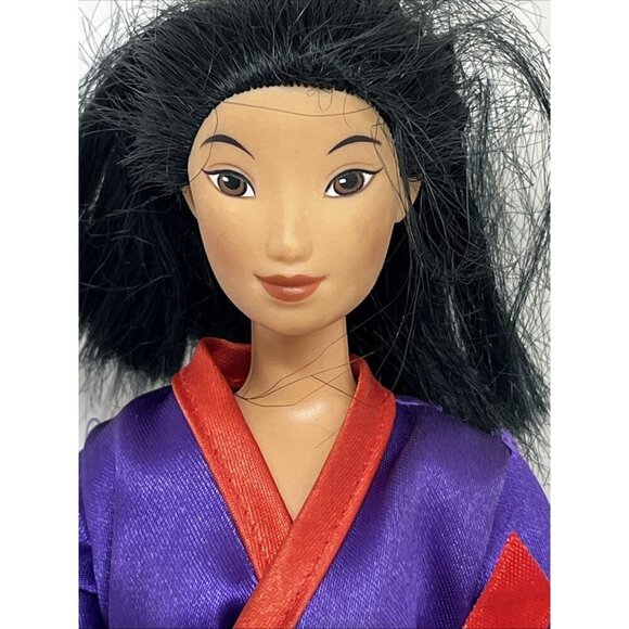 Vintage Disney's Princess Mulan 1997 Secret Hero Warrior #18896 Doll & Outfit - Picture 2 of 7